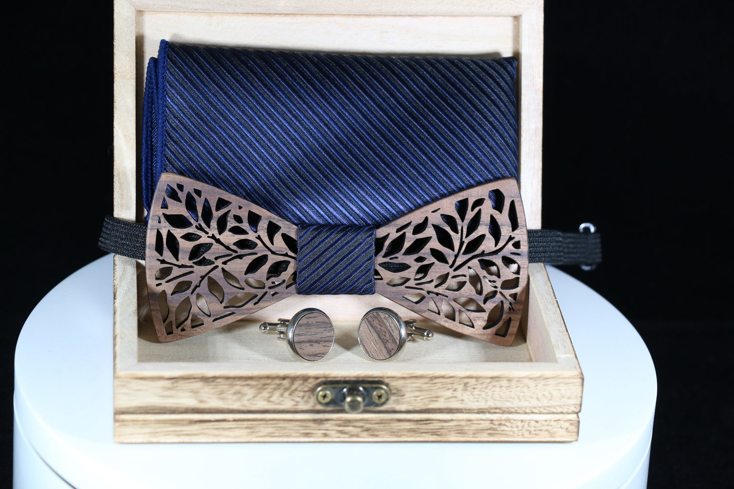 Wooden Bow Tie Set